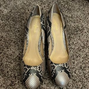Cole Haan Size 9B snake skin pumps with Nike Air
